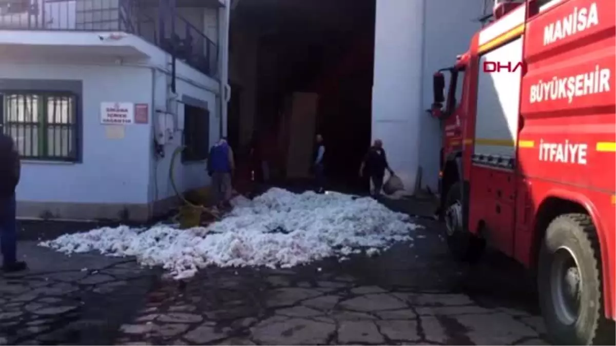 Manisa çırçır fabrikasında yangın 1 yaralı