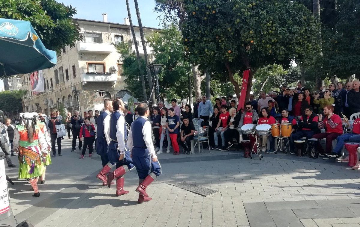 Mersin\'de Çocuk Hakları Şenliği düzenlendi