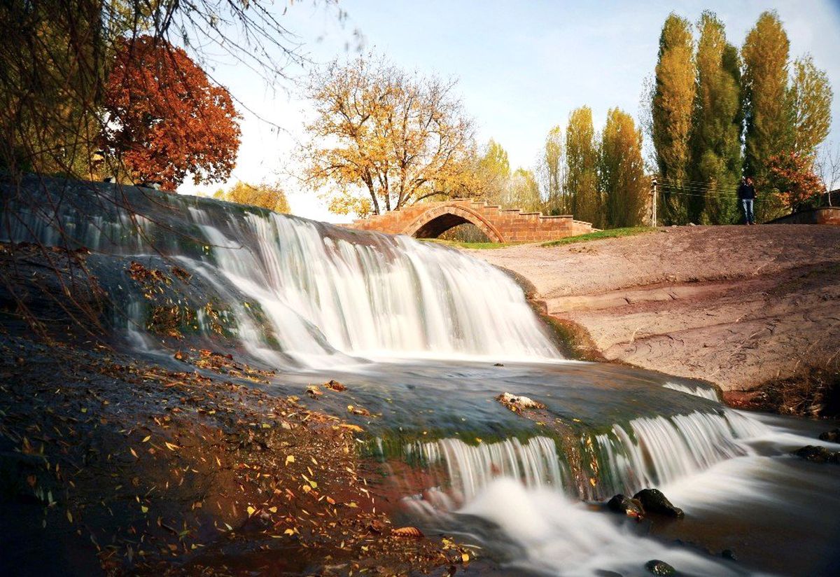 (Özel) Ahlat\'ta seyrine doyumsuz sonbahar manzaraları