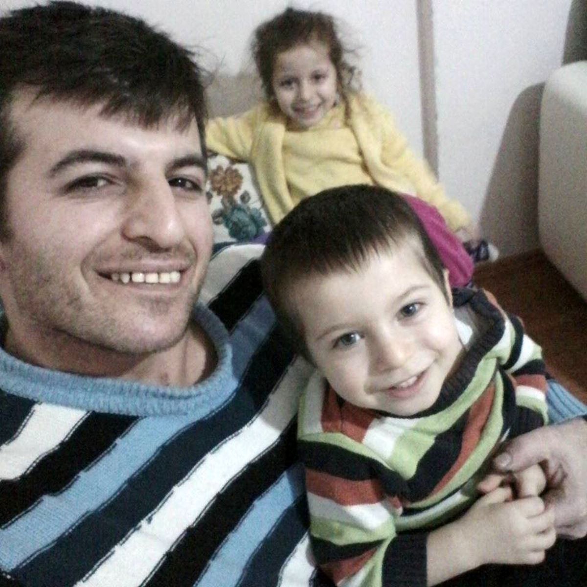 Yangında hayatını kaybeden iki küçük kardeşten geriye fotoğrafları kaldı