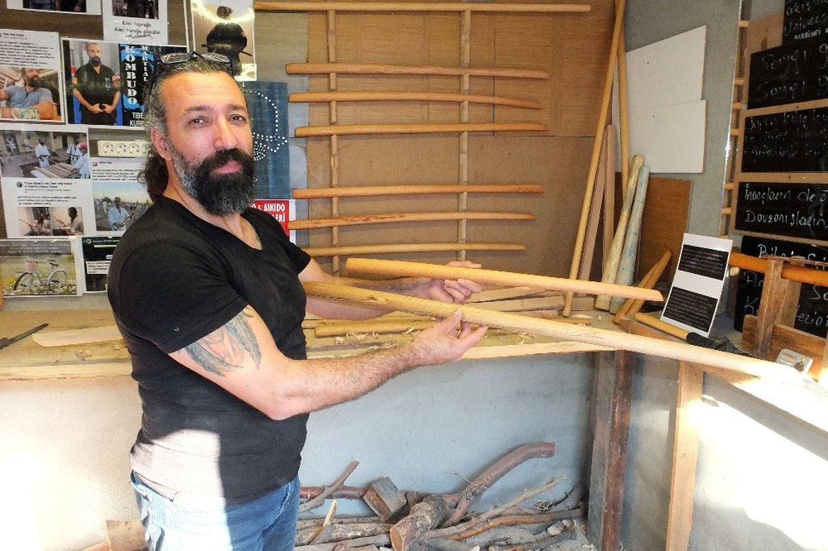 ABD\'den Bandırma\'ya geldi, bokken ustası oldu