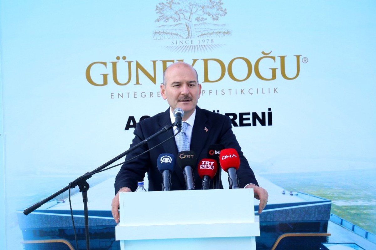 Bakan Soylu: "Dünyanın her noktasında bir karışıklık var. Bunu bu güzel topraklara bir şekilde...