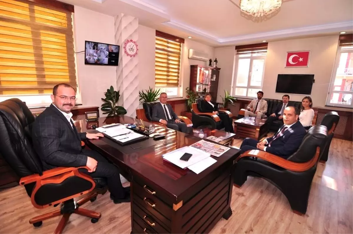 Başkan Kavaklıgil öğretmenleri ağırladı