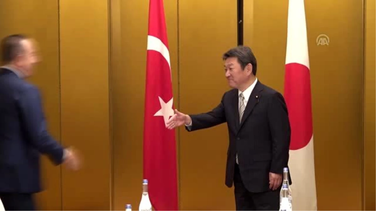 Çavuşoğlu, Japon mevkidaşı ile görüştü