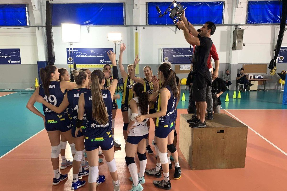 Corendon Airlines\'tan Fenerbahçe için "Kaptanınız Konuşuyor" temalı reklam filmi