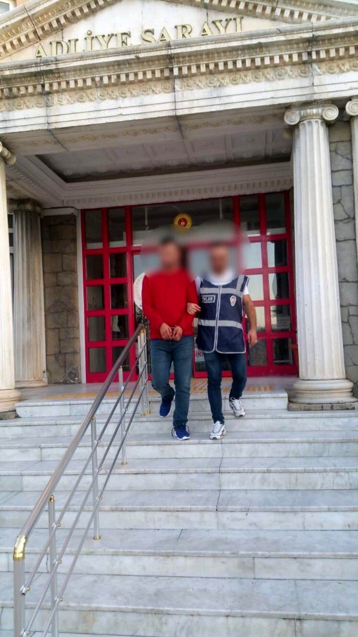 Didim\'de 6 ayrı suçtan mahkemeye çıkarılan zanlı 22 yıl hapis cezası aldı
