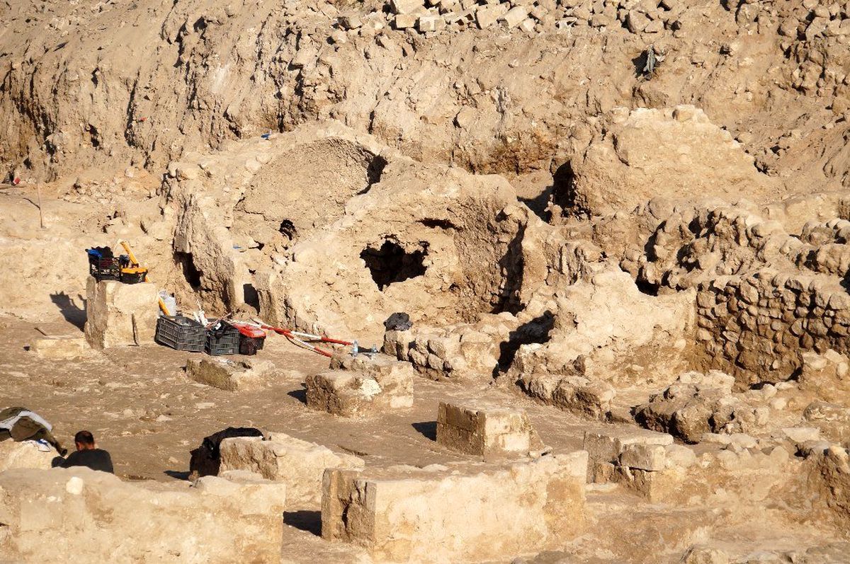 Hasankeyf\'te Roma dönemine ait han, hamam ve konaklar bulundu