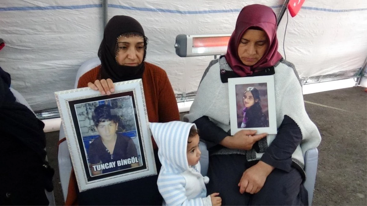HDP önündeki ailelerin evlat nöbeti 81\'inci günde