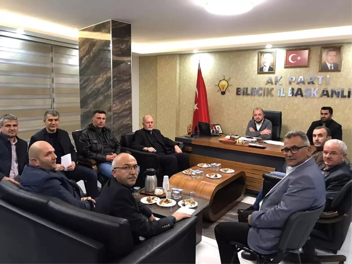 İl Başkanı Karabıyık, ilçe ve belde başkanlarıyla bir araya geldi