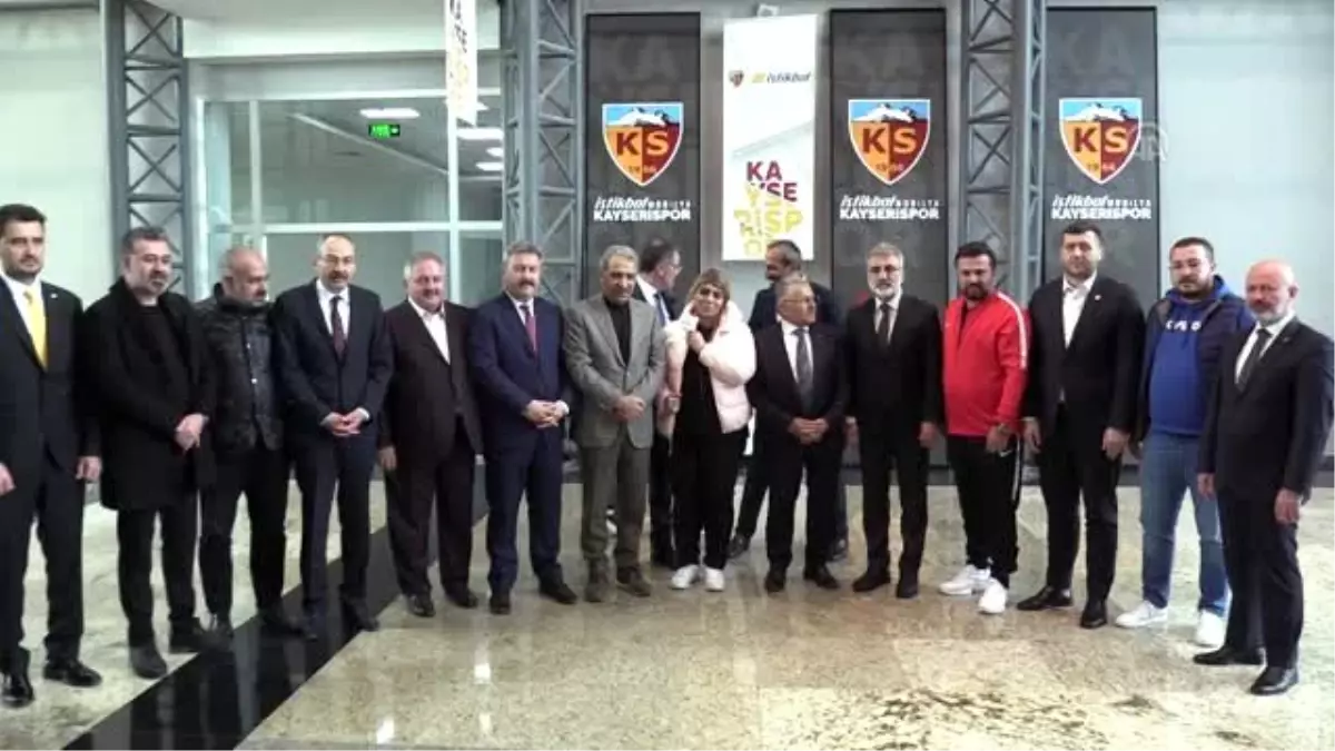 Kayserispor\'a kadın başkan adayı