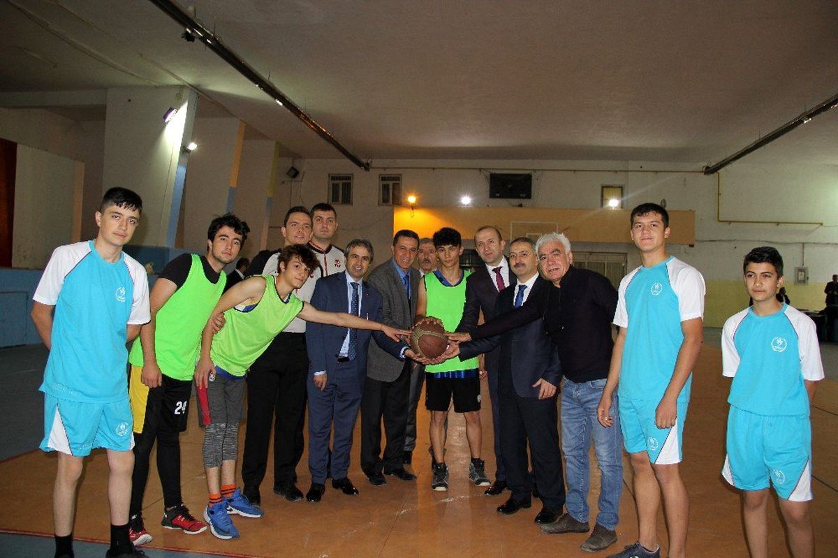 Kırıkkale\'de 3X3 Basketbol Turnuvası