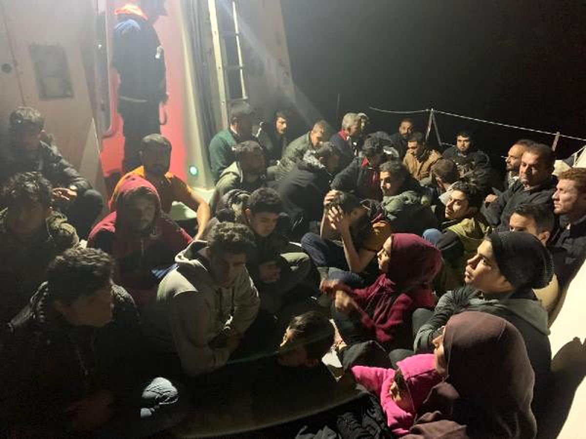 Mersin\'de 52 kaçak göçmen yakalandı