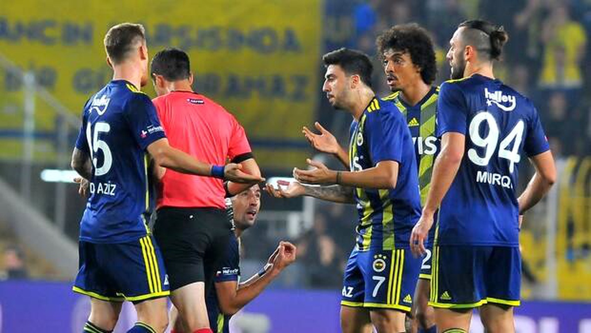 Rakip sahada Türkiye\'nin en iyisi Fenerbahçe