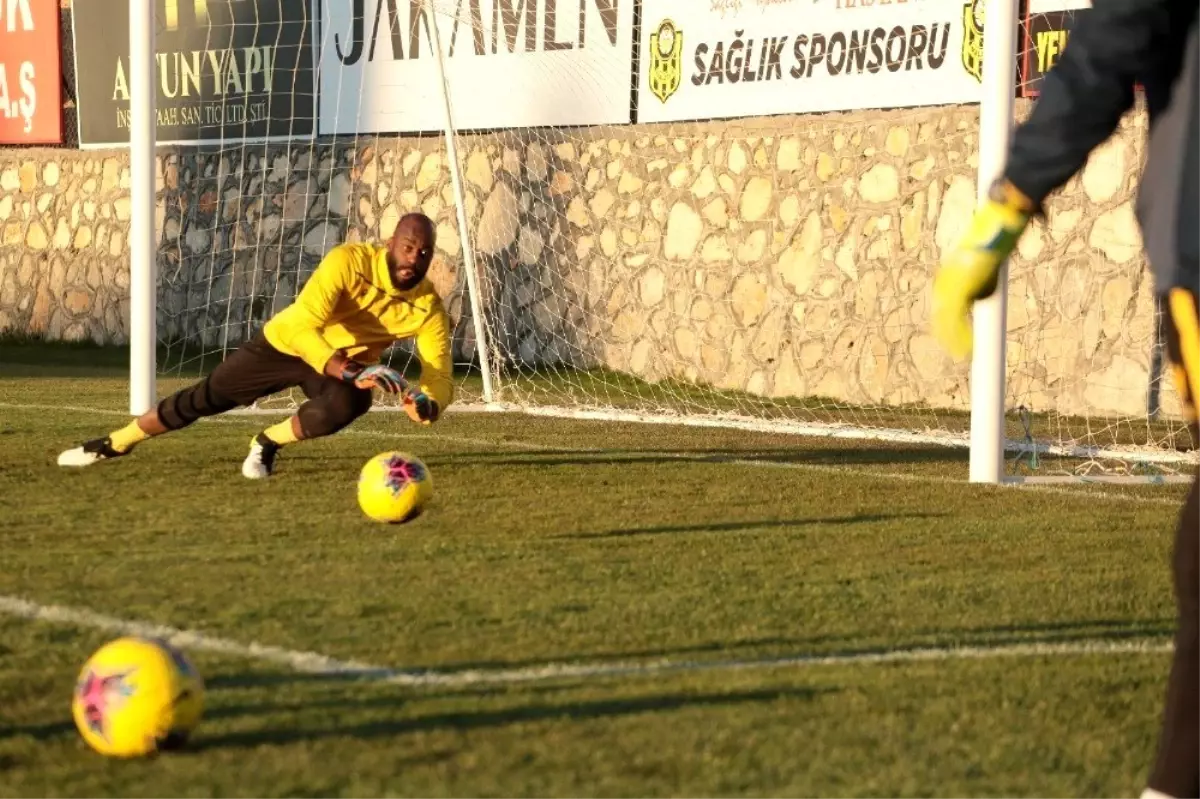 Yeni Malatyaspor\'da hedef Fenerbahçe\'yi yenip zirveye ortak olmak