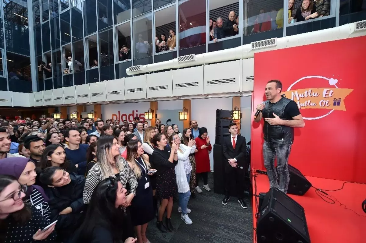 Yıldız Holding \'Mutlu Et Mutlu Ol\' günü\'nü kutladı