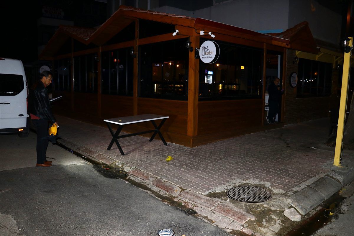 Adana\'da iki grup arasında bıçaklı kavga: 2 yaralı
