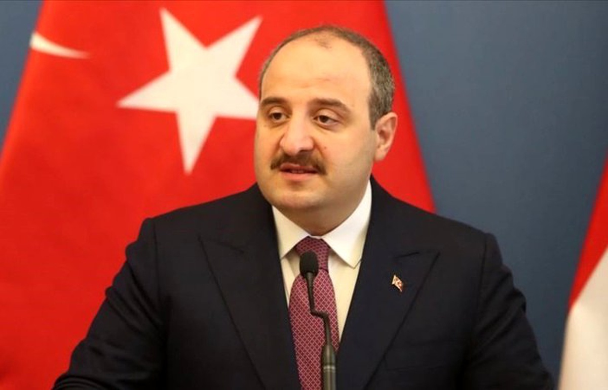 Bakan Varank, Kök Hücre Enstitüsü\'nü ziyaret etti