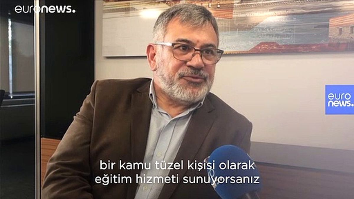 Davutoğlu-Erdoğan gerilimi mi?: İstanbul Şehir Üniversitesi\'nde ne oluyor?