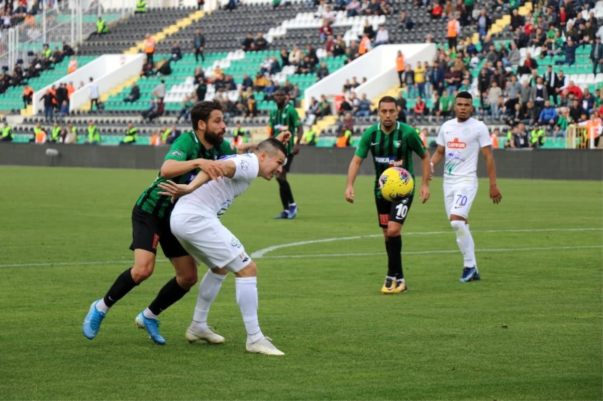 Denizlispor evinde Rizespor\'u 2-0 yendi