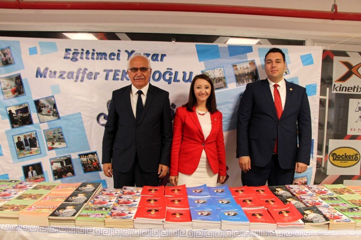 Eğitimci yazardan örnek davranış