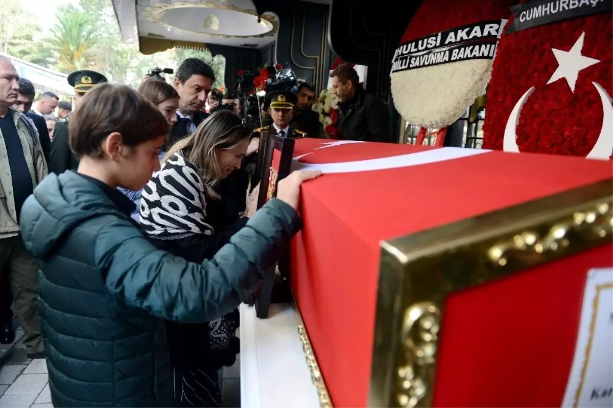 Eski Genelkurmay Başkanı Yaşar Büyükanıt son yolculuğuna uğurlandı