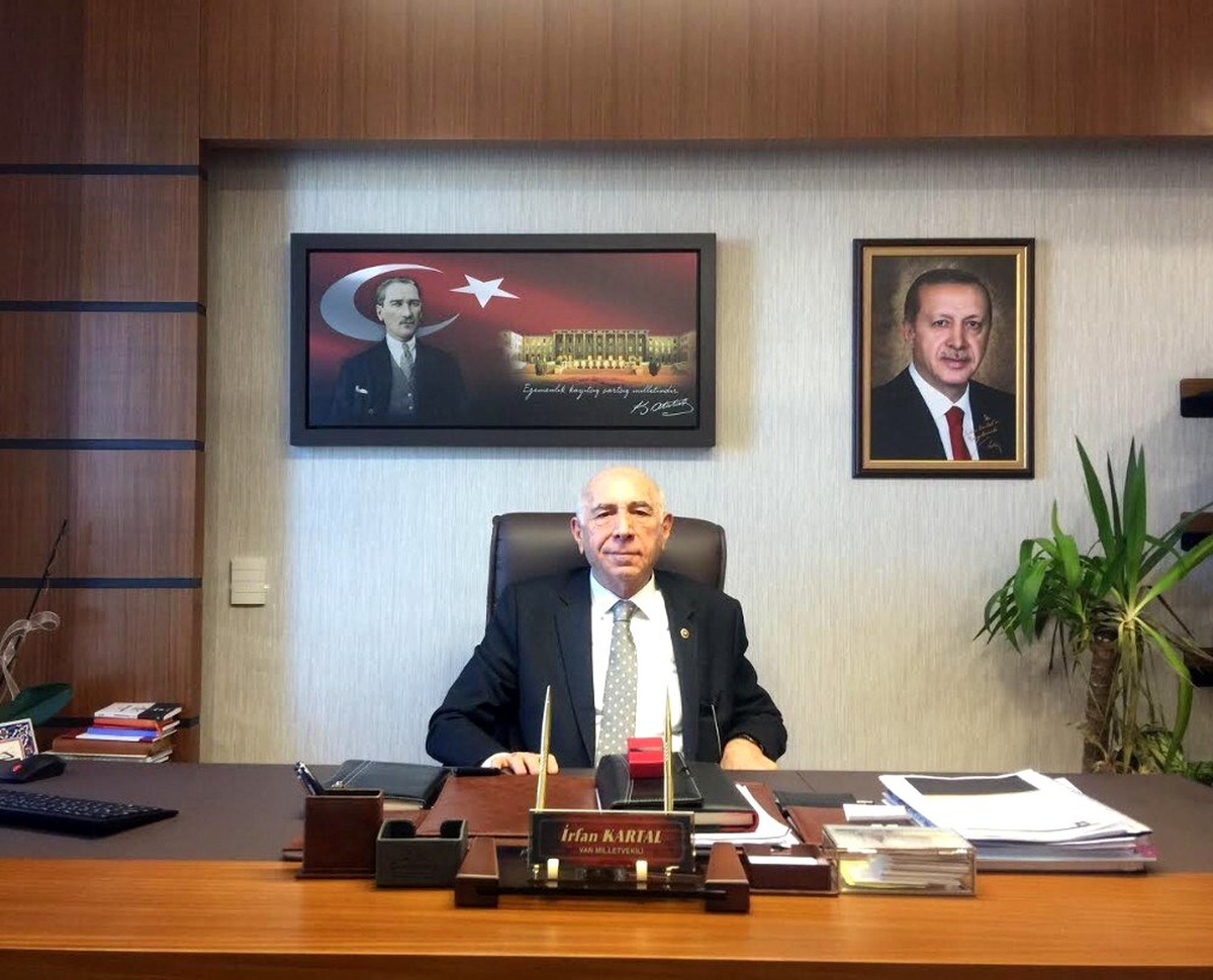 Milletvekili Kartal\'dan "24 Kasım Öğretmenler Günü" mesajı