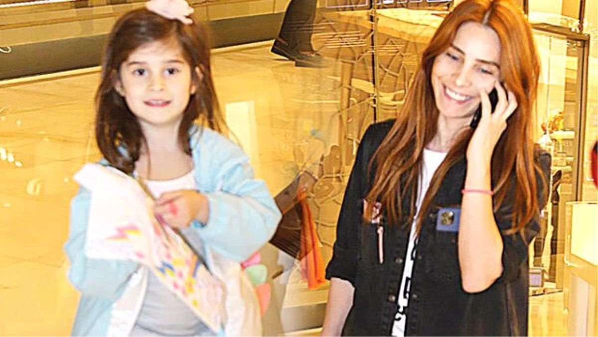 Nur Fettahoğlu kızı ile alışverişte