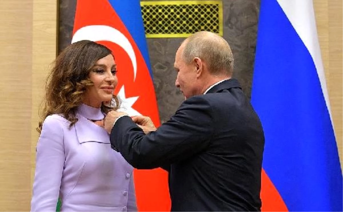 Putin\'den Mihriban Aliyeva\'ya Dostluk Madalyası