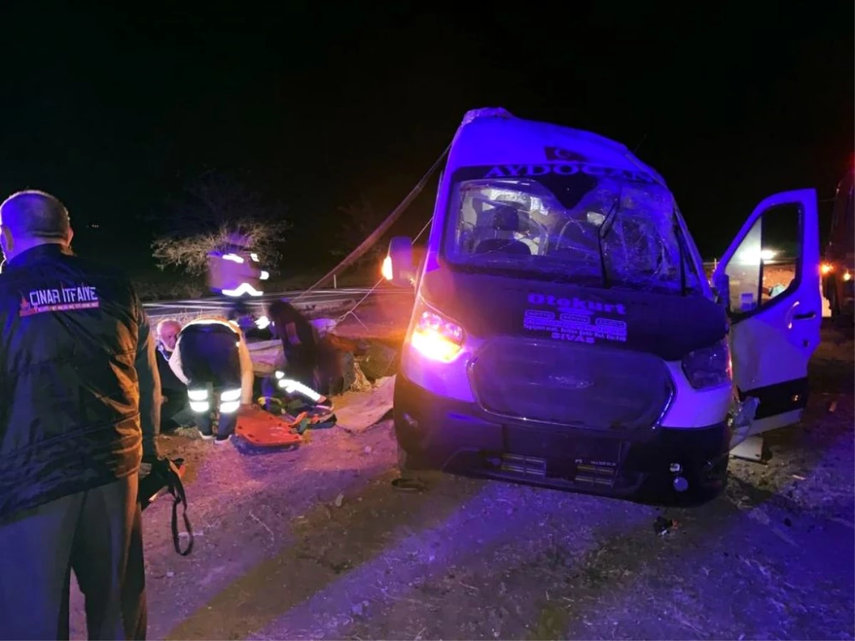 Yozgat'ta Trafik Kazası 16 Yaralı Var