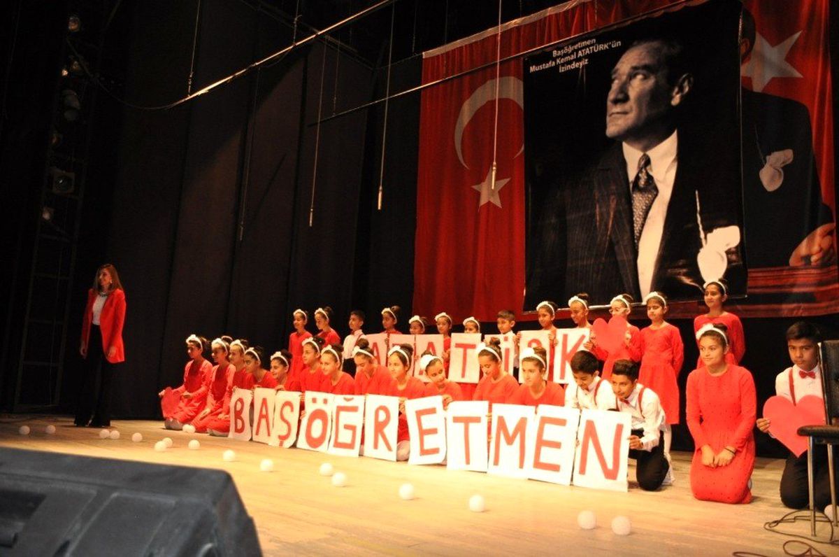 24 Kasım Öğretmenler Günü
