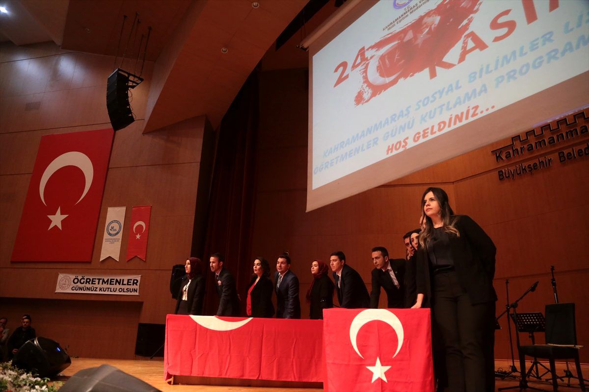 AK Parti Genel Başkan Yardımcısı Mahir Ünal: "Kalbiyle bakan öğretmen, sınıftaki öğrenciyi görür"
