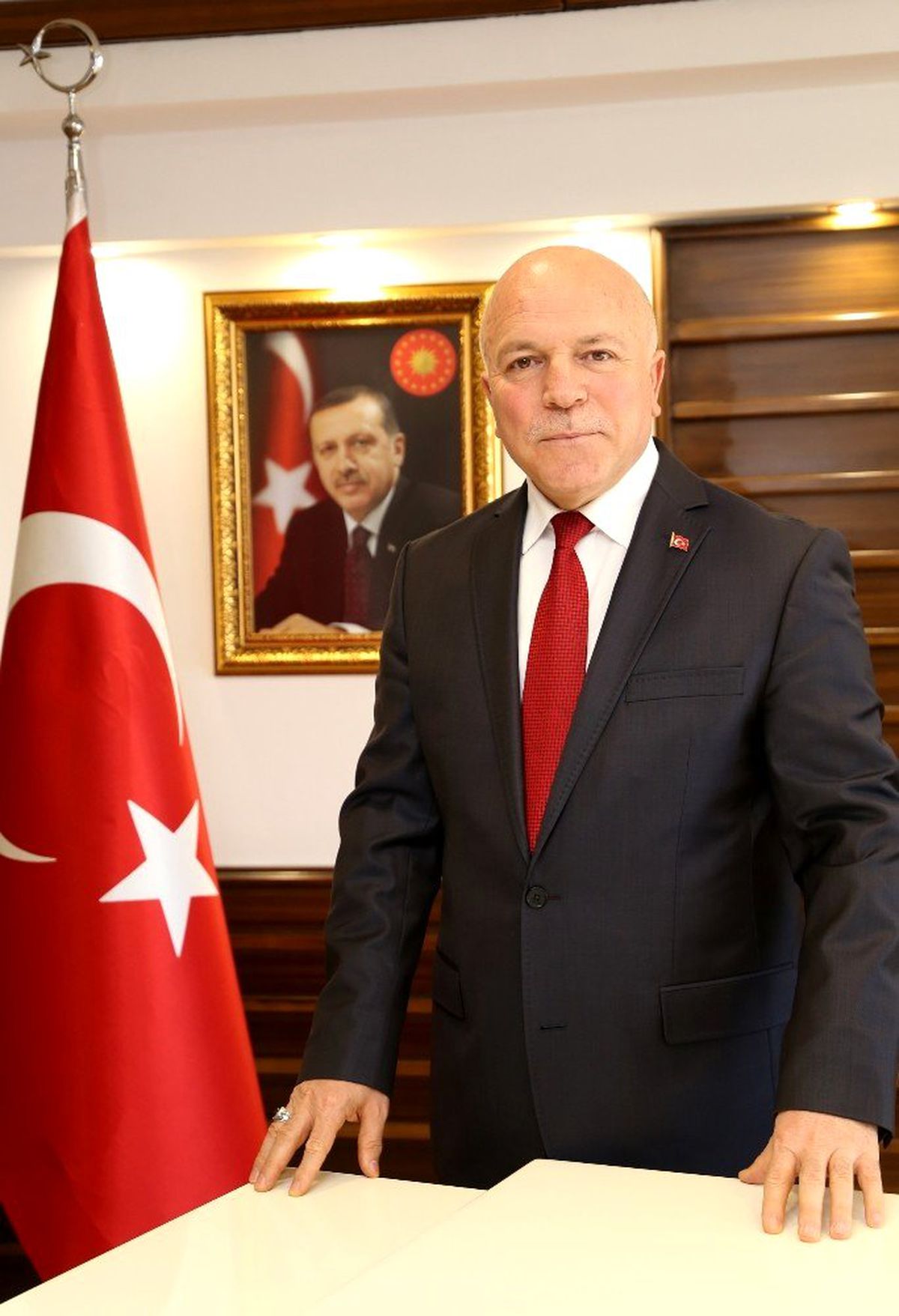 Başkan Sekmen\'den Kadına Yönelik Şiddete Karşı Uluslararası Mücadele Günü mesajı