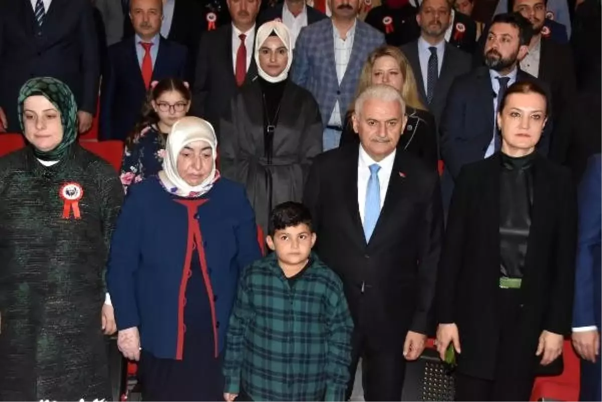 Binali Yıldırım: İzmir\'de hedef, tekli eğitimi yüzde 100\'e çıkarmak (3)