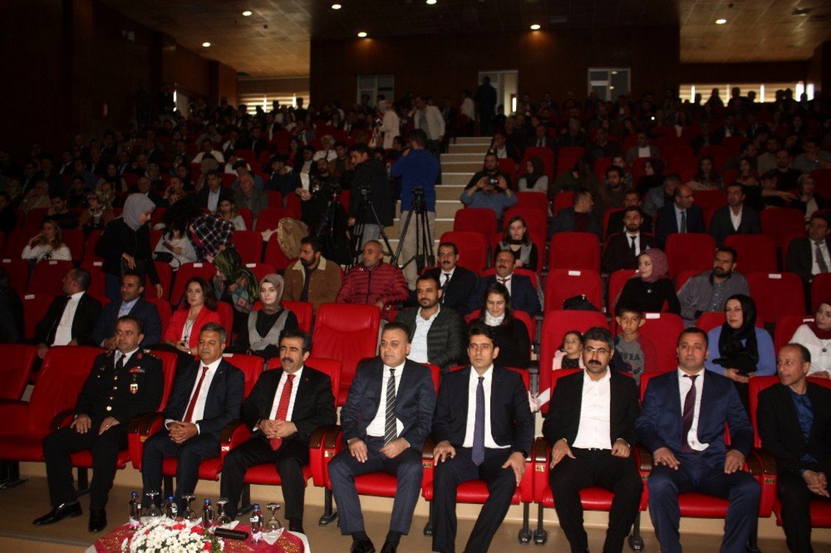 Diyarbakır\'da 24 Kasım Öğretmenler Günü etkinliği