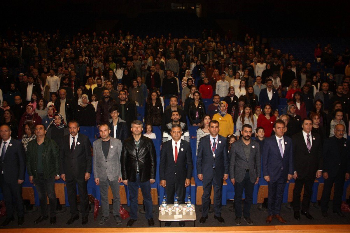Diyarbakır\'da 24 Kasım Öğretmenler Günü etkinliği