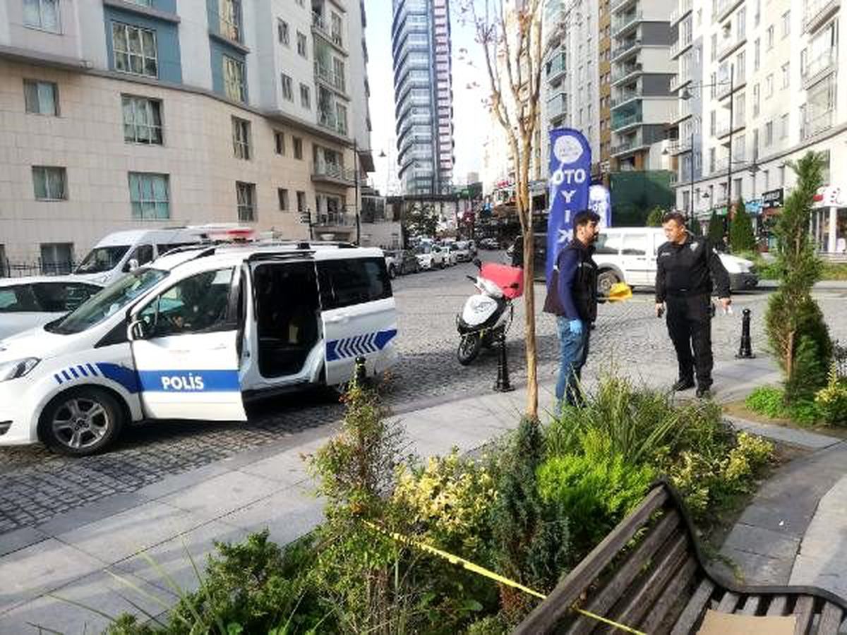 Esenyurt\'ta silahlı çatışma: 3 kişi yaralandı (1)