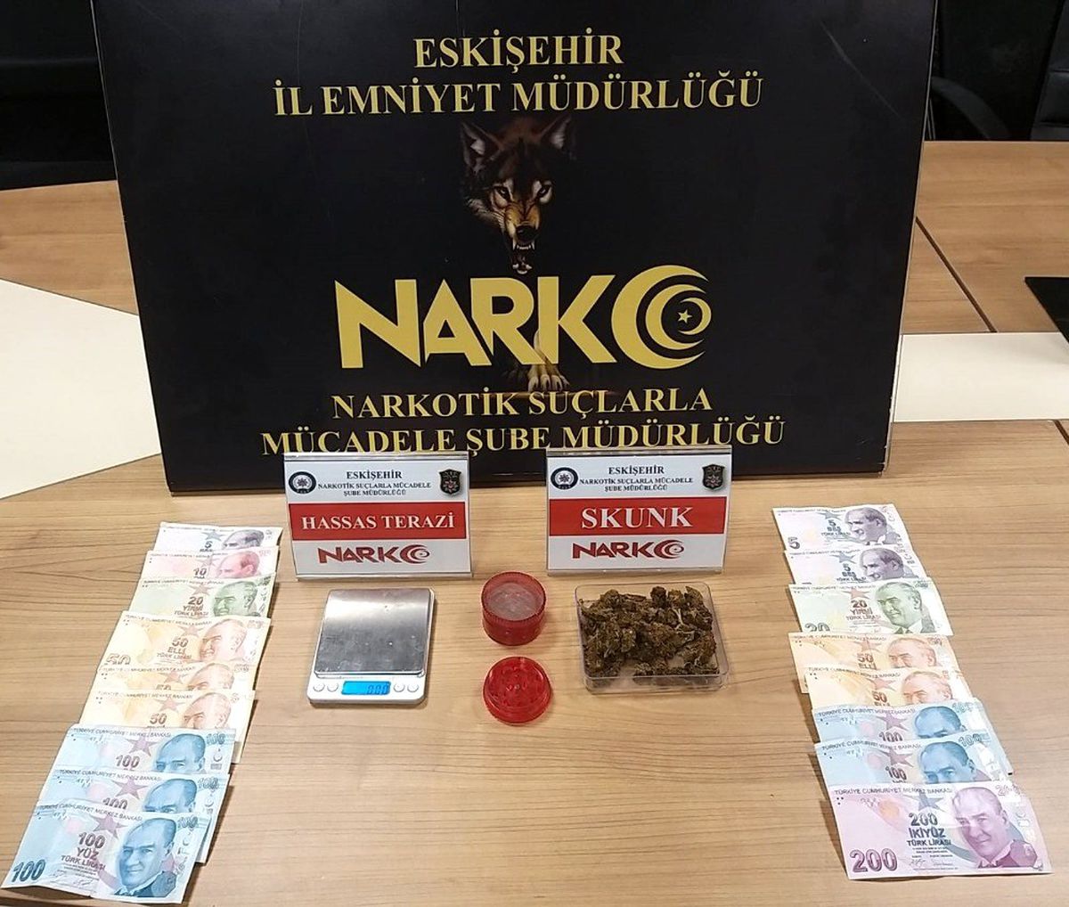 Eskişehir\'de uyuşturucu şüphelisi 5 şahıs yakalandı