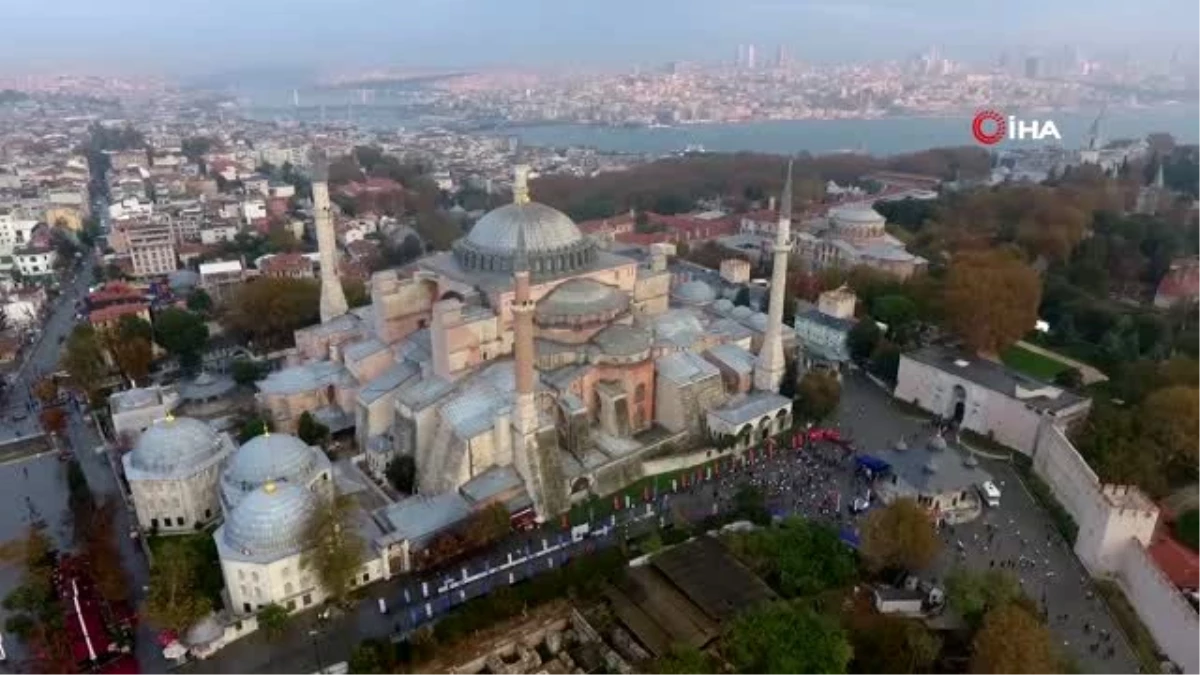 İstanbullular tarih ile iç içe koştu