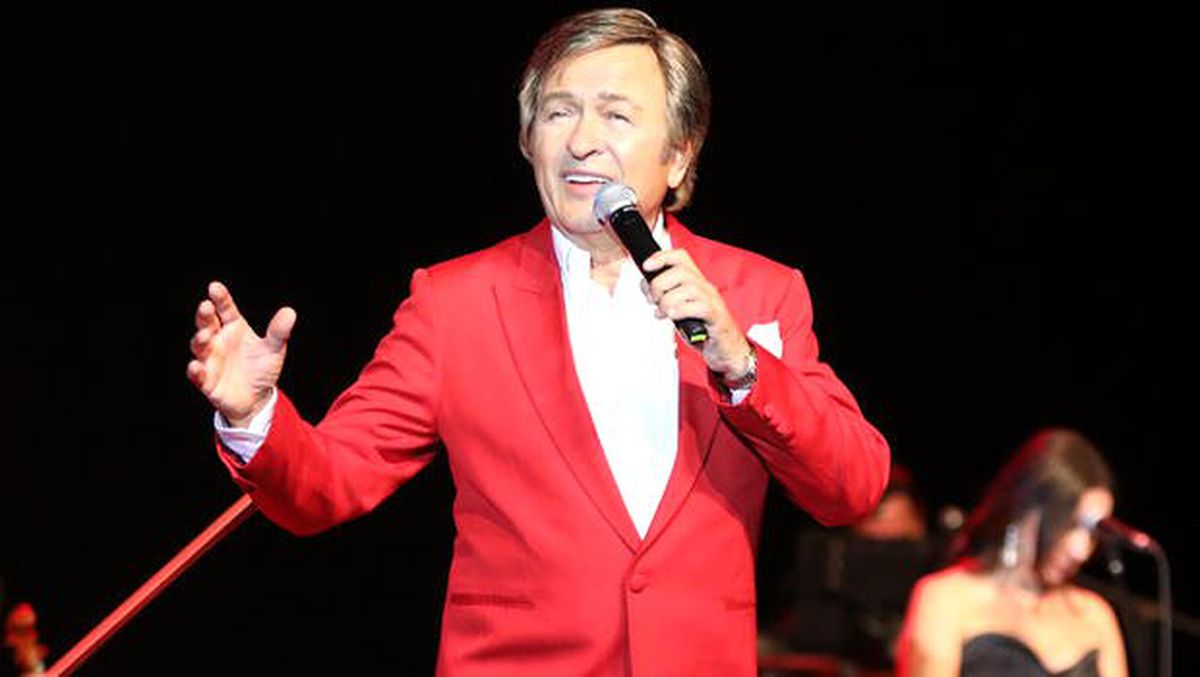 Öğretmenlere konser verdi