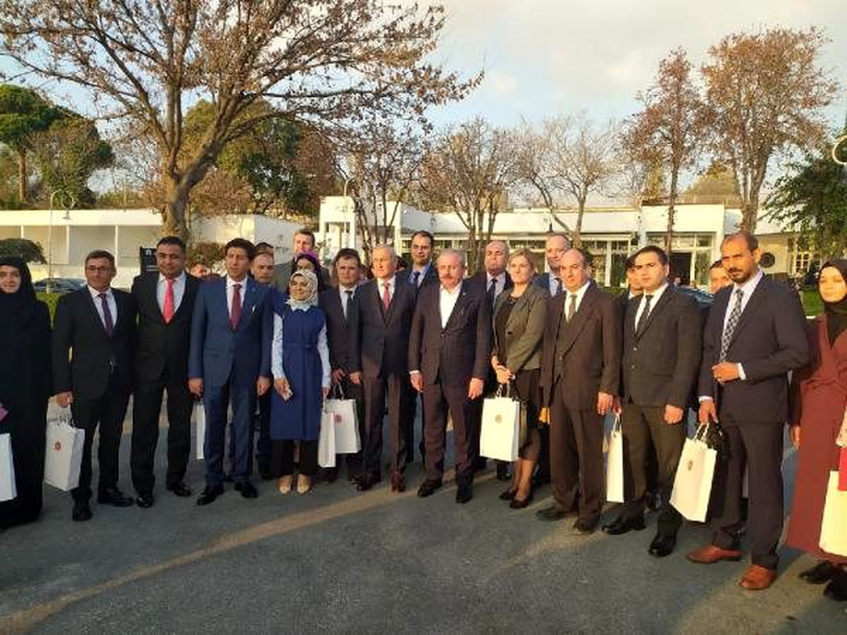 TBMM Başkanı Şentop öğretmenlerle Atatürk Deniz Köşkü\'nü gezdi