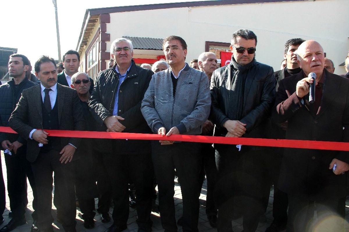 Yakutiye Belediyesinden 5 mahalleye "Millet Konağı"