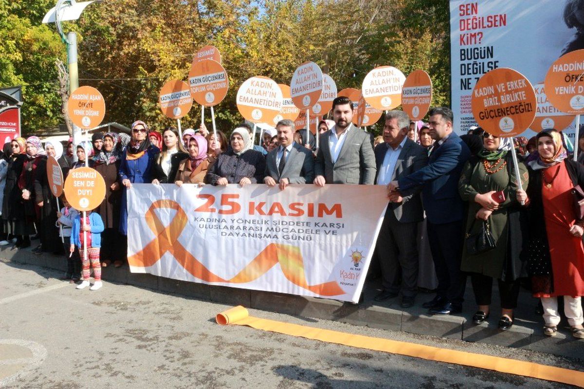 AK Parti\'den kadına şiddet açıklaması