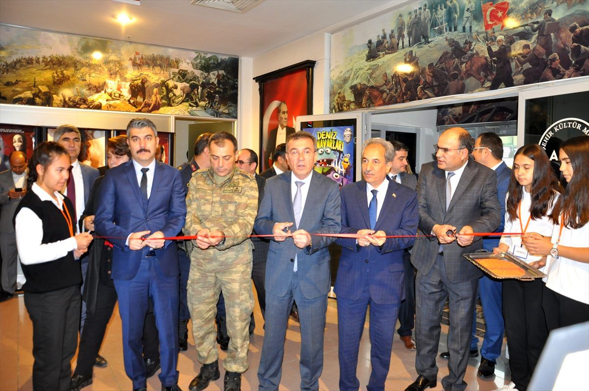 Başkan Akkaya\'dan öğretmenlere hediye