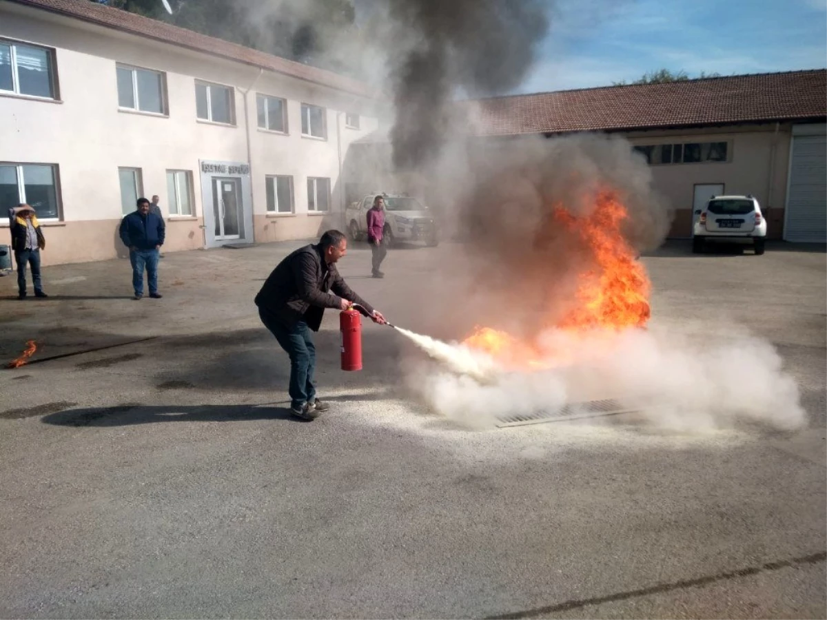 Belediye personeline yönelik ilk yardım eğitimleri verildi