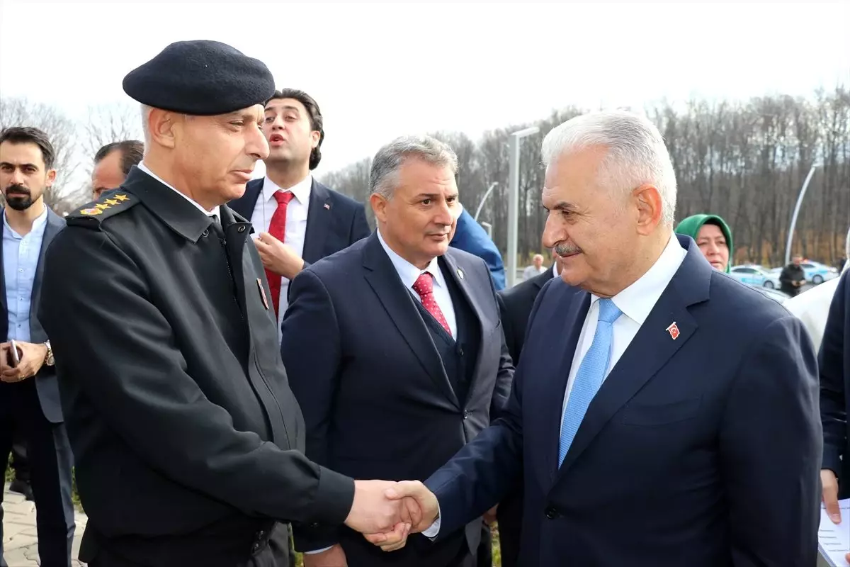 Binali Yıldırım: "Türkiye, izleyen değil, karar veren konuma gelmiştir"