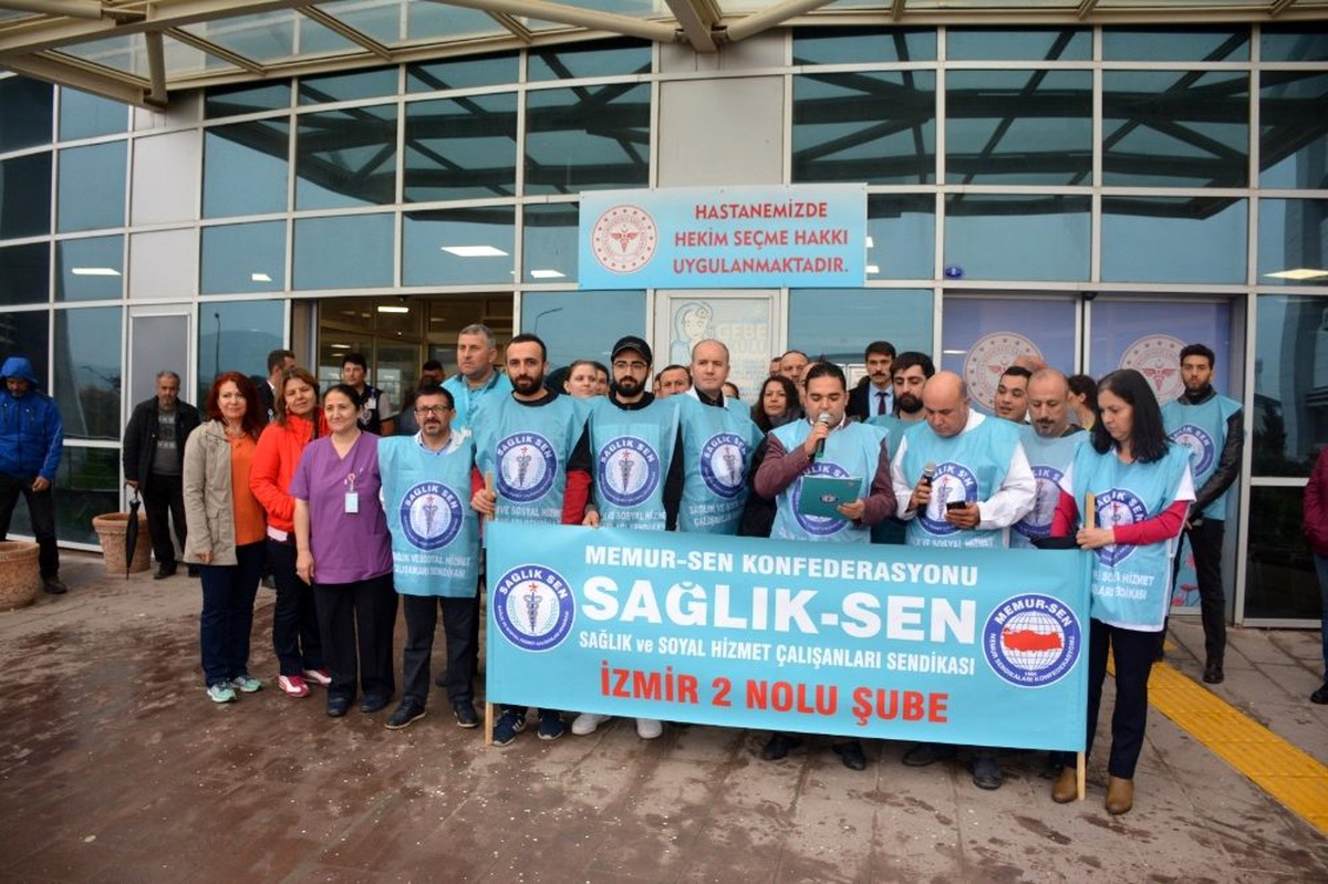 "Bizim hastamızı neden erken almadın?" dedi, doktoru darp etti
