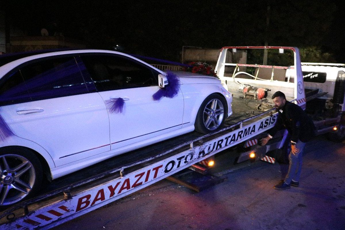 En "çekici" düğün