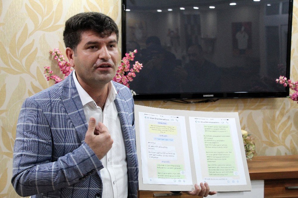 Eski vekil, zehir zemberek sözlerle HDP\'den istifa etti