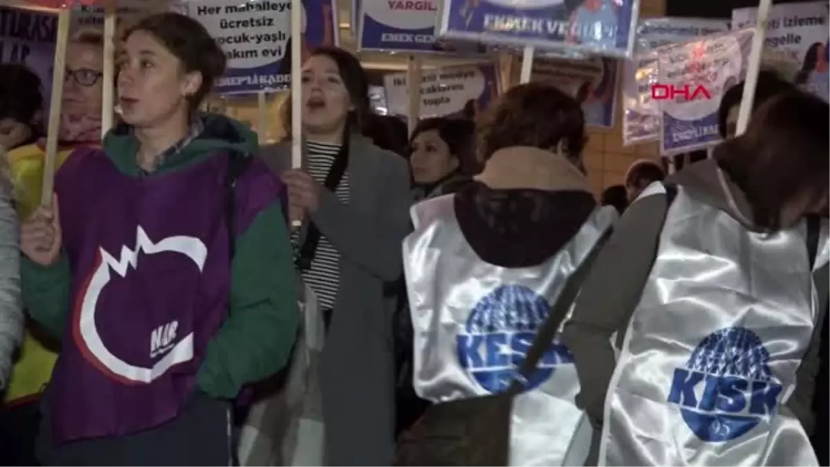 Eskişehirli kadınlardan meşaleli protesto