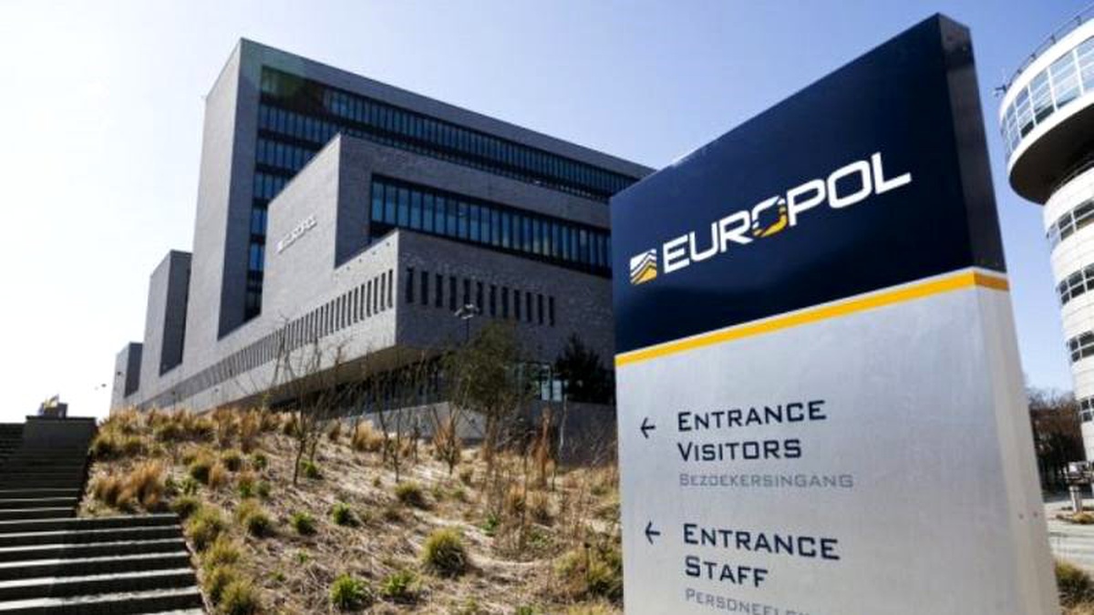 Europol\'den IŞİD\'in sanal dünyadaki varlığına darbe: On binlerce site ve hesap kaldırıldı